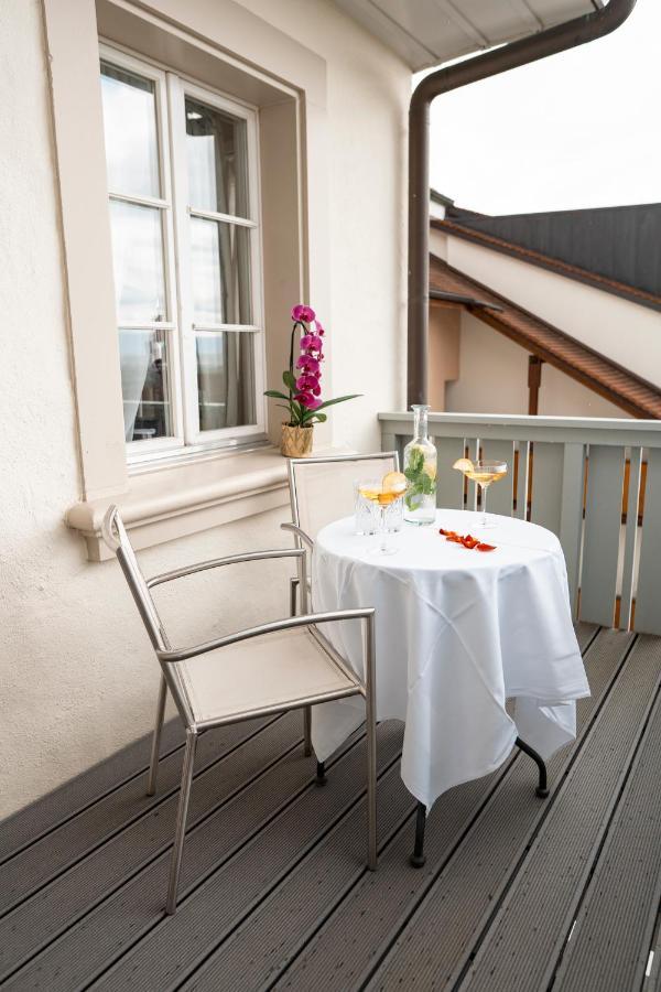 Swiss Hotel La Couronne อาวองช์ ภายนอก รูปภาพ