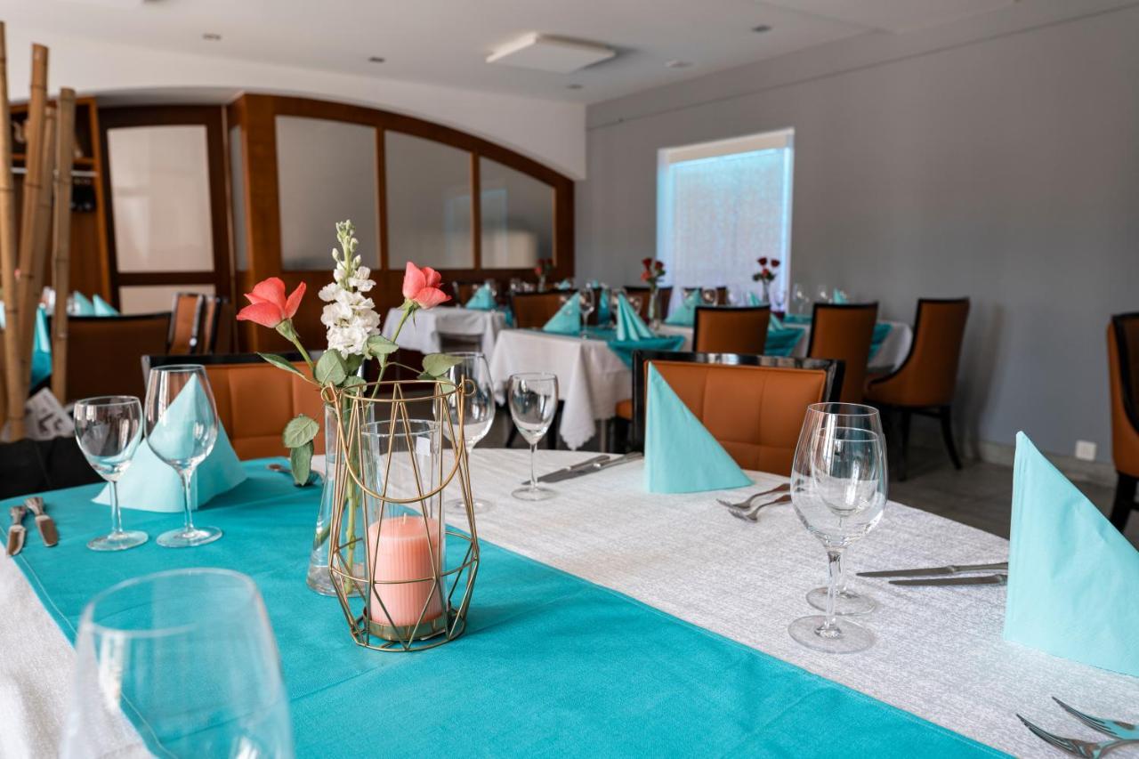 Swiss Hotel La Couronne อาวองช์ ภายนอก รูปภาพ