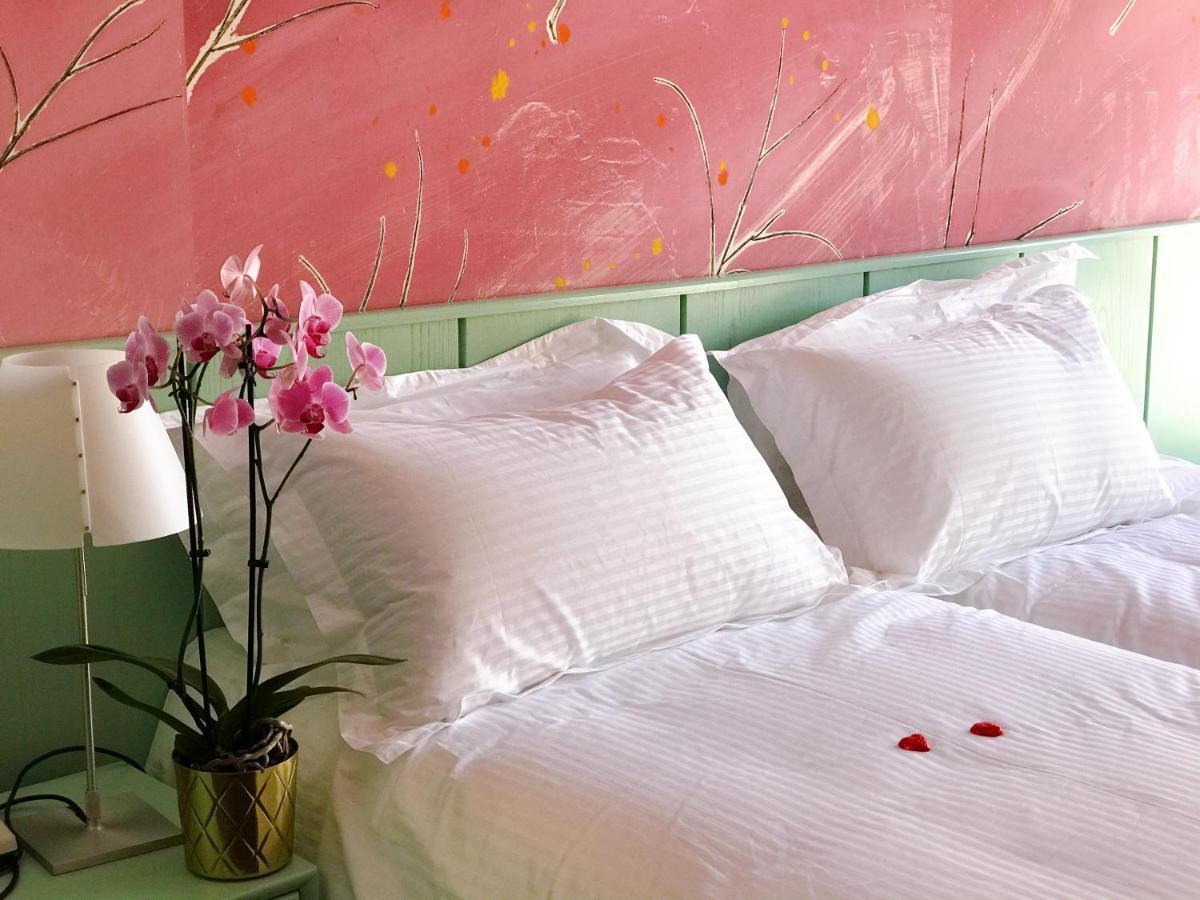 Swiss Hotel La Couronne อาวองช์ ภายนอก รูปภาพ