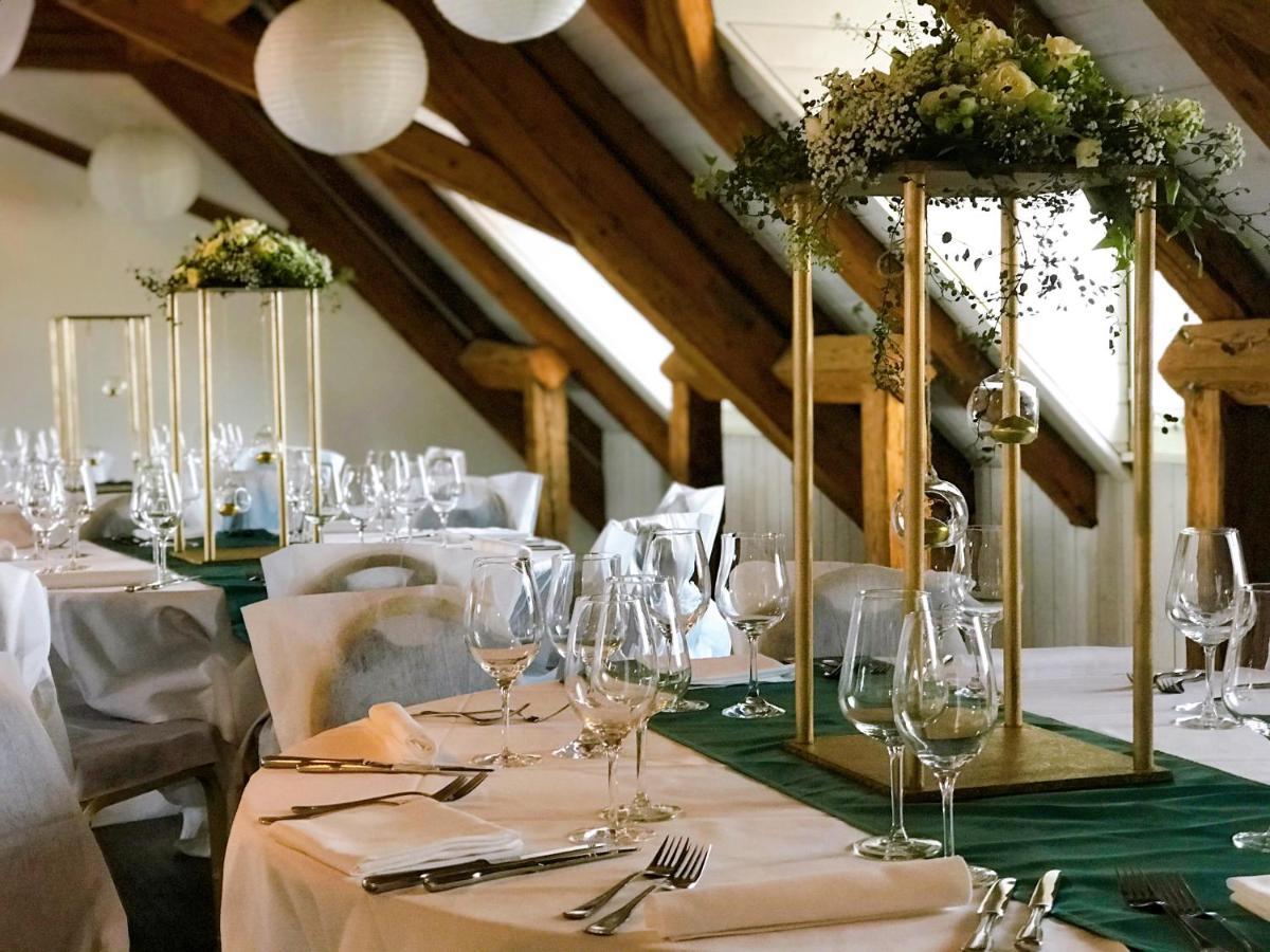 Swiss Hotel La Couronne อาวองช์ ภายนอก รูปภาพ